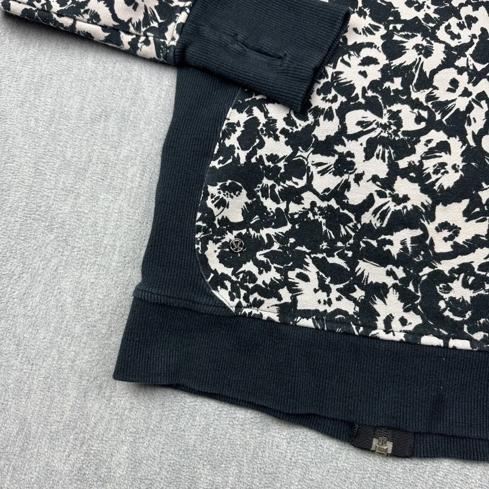 Lululemon Jacket Womens 6 Black Fleur Sombre Cozy Cuddle Up Full‎ Zip Athletic